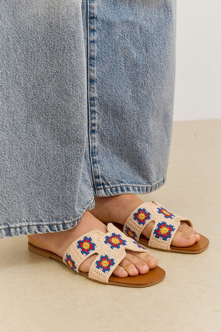 Lulu — Crochet Floral Flat Sandals