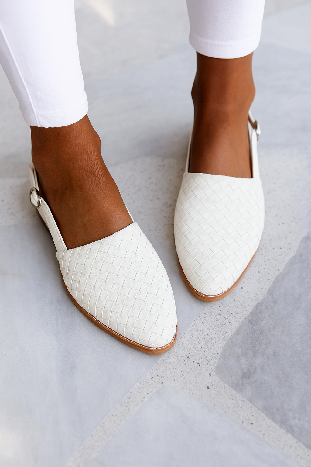 Nora Shoe — Classic Cushioned Comfort Shoes