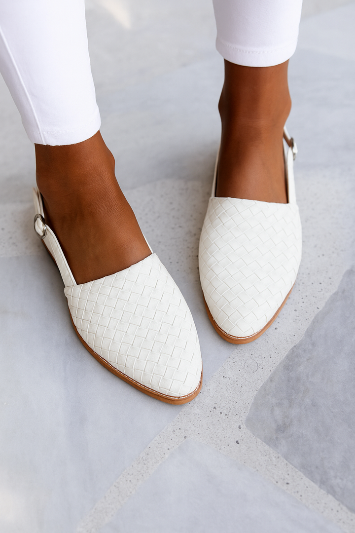 Nora Shoe — Classic Cushioned Comfort Shoes