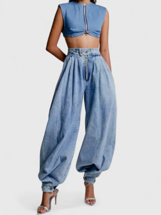 Arielle — Elastic-Waist Pleated Wide-Leg Jeans