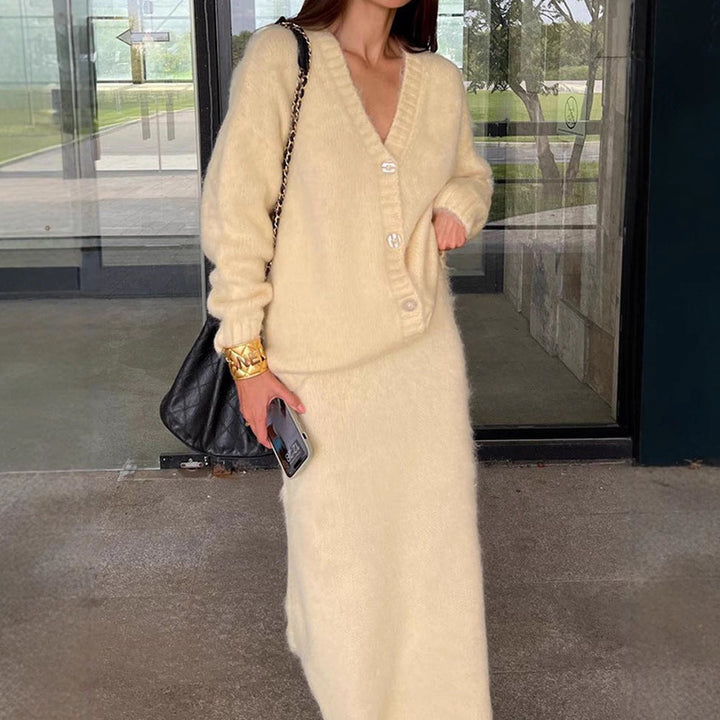 Coralie Bloom — Women&