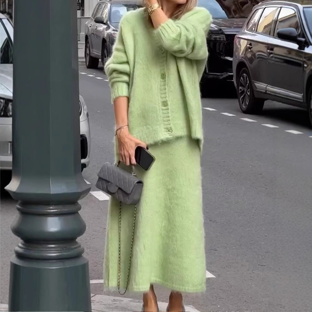 Coralie Bloom — Women&
