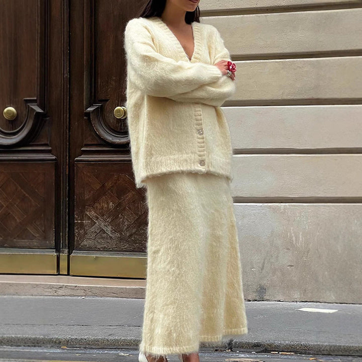 Coralie Bloom — Women&