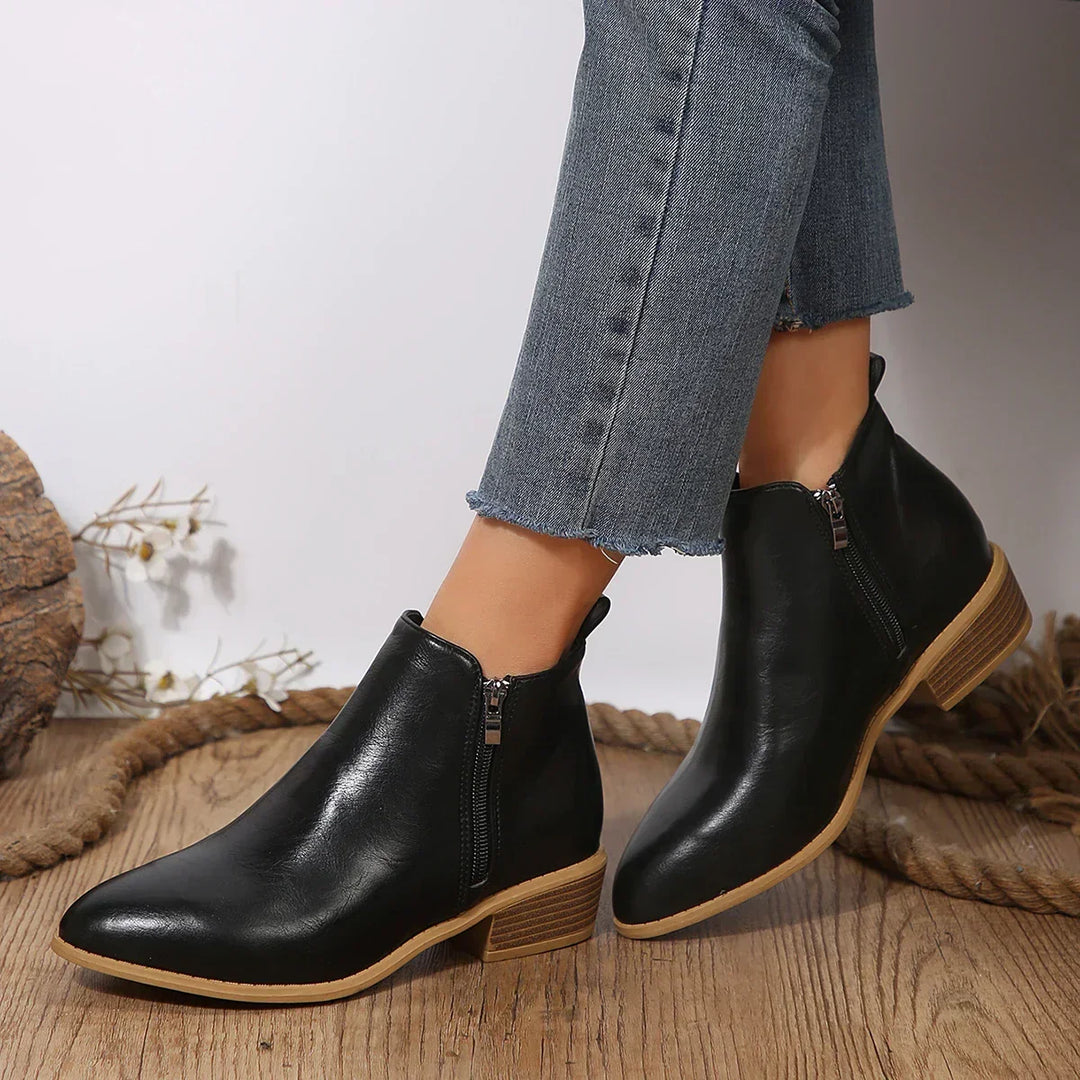 Hedda — Women&
