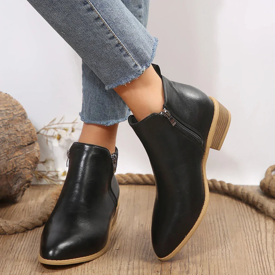 Hedda — Women&