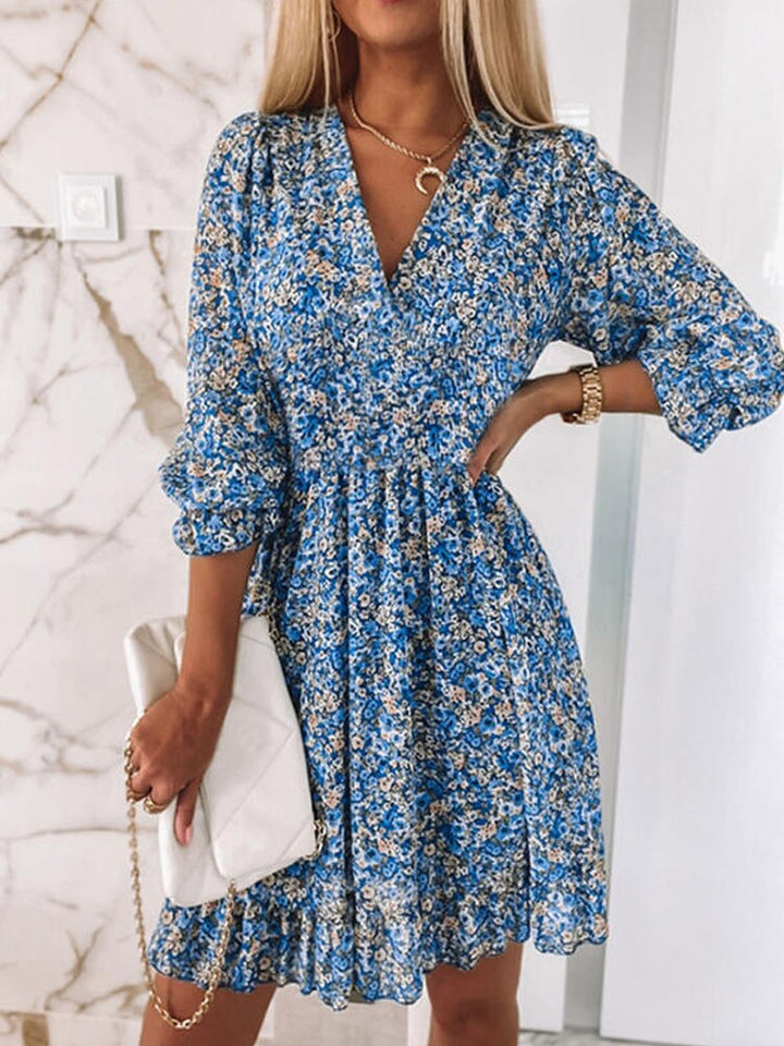 Roswitha — V-Neck Summer Dress