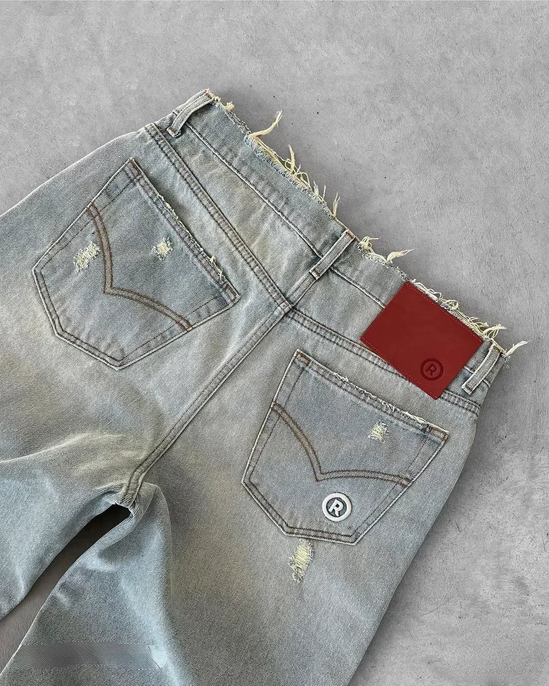 Lane — Washed Retro Jeans