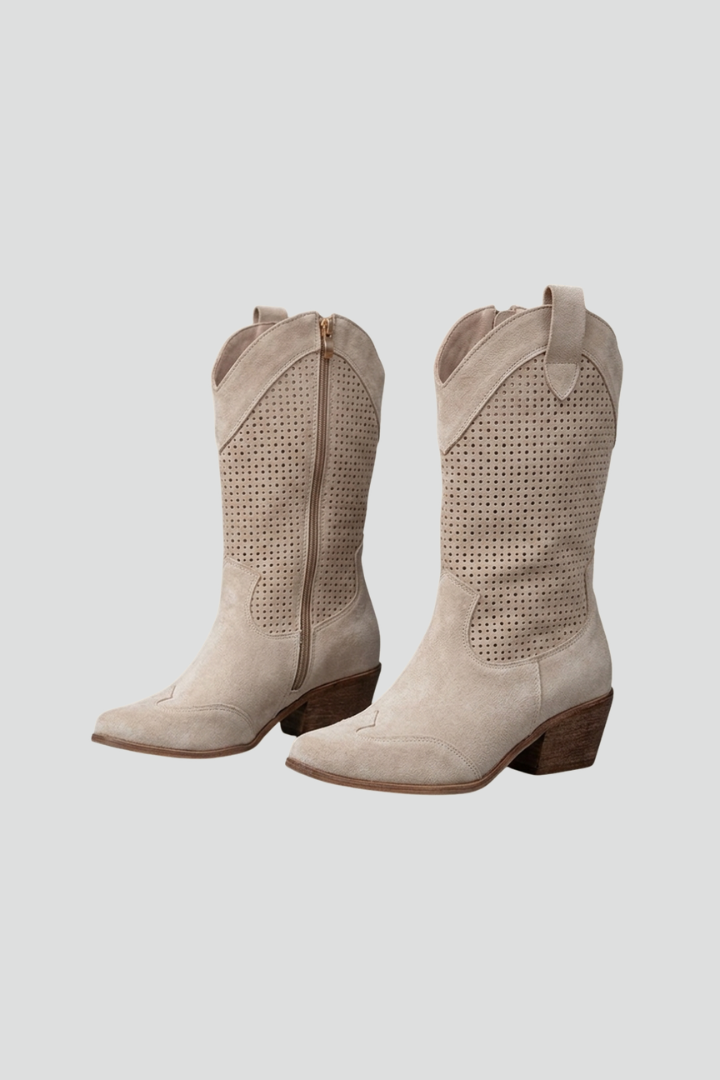 Faustine — Women&