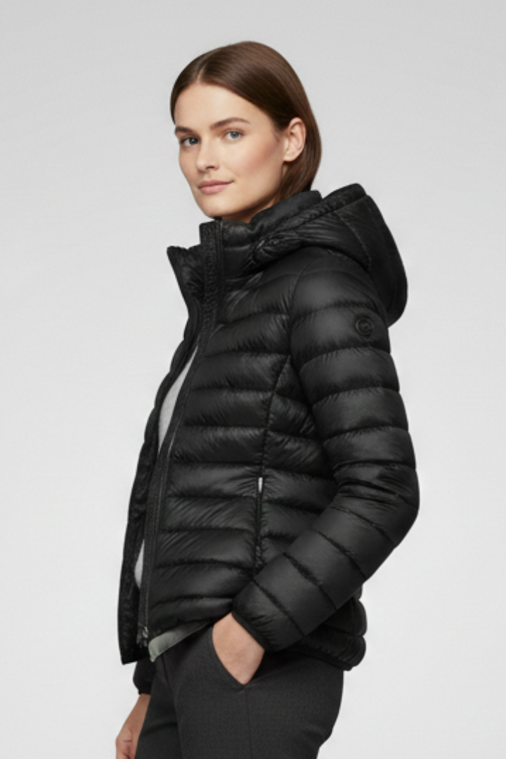 Junia — Women’s Quilted Hooded Zip Jacket