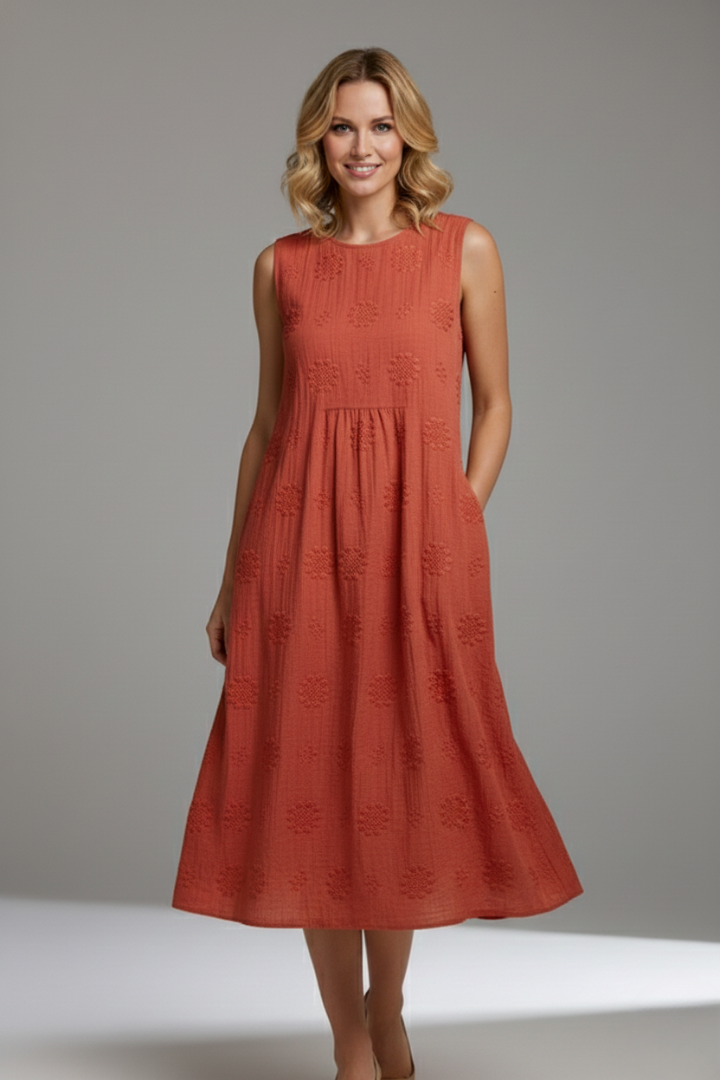 Cordula — Sleeveless Round-Neck Midi Dress