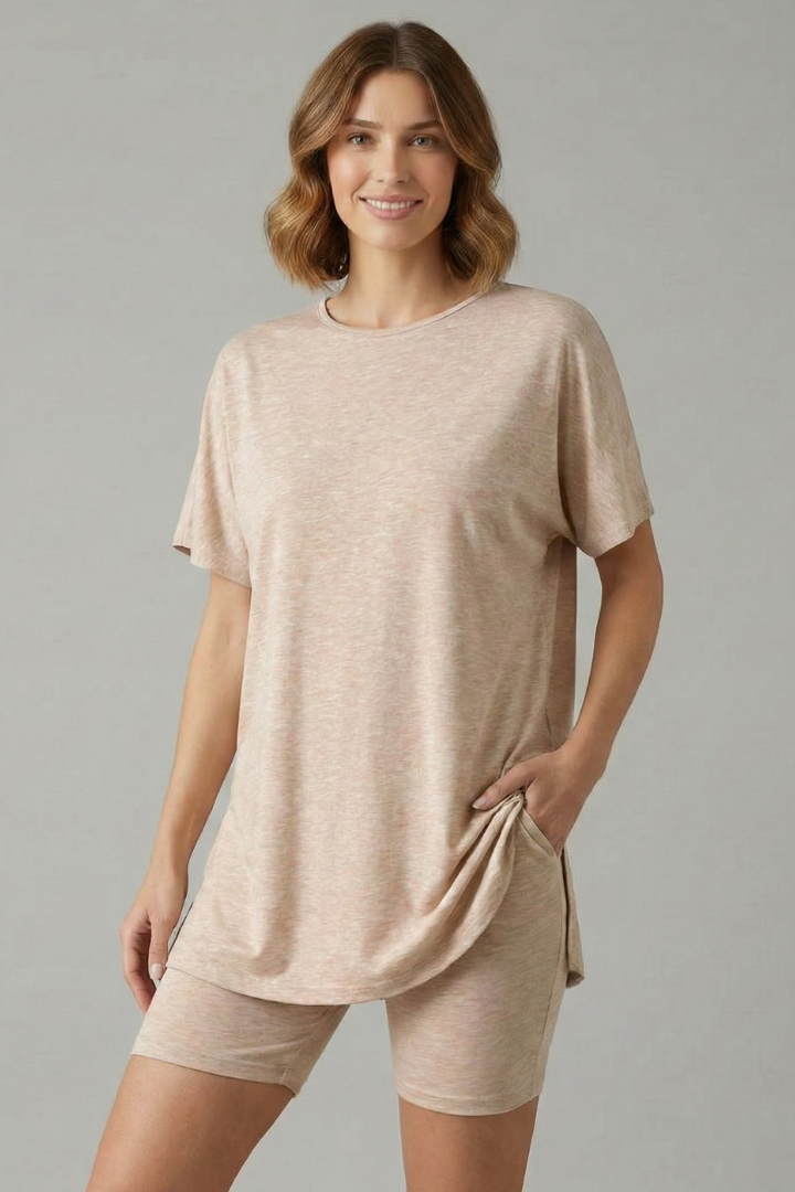 Thomasin — Round-Neck Tee &amp; Shorts Set