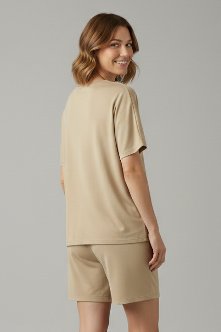 Thomasin — Round-Neck Tee &amp; Shorts Set