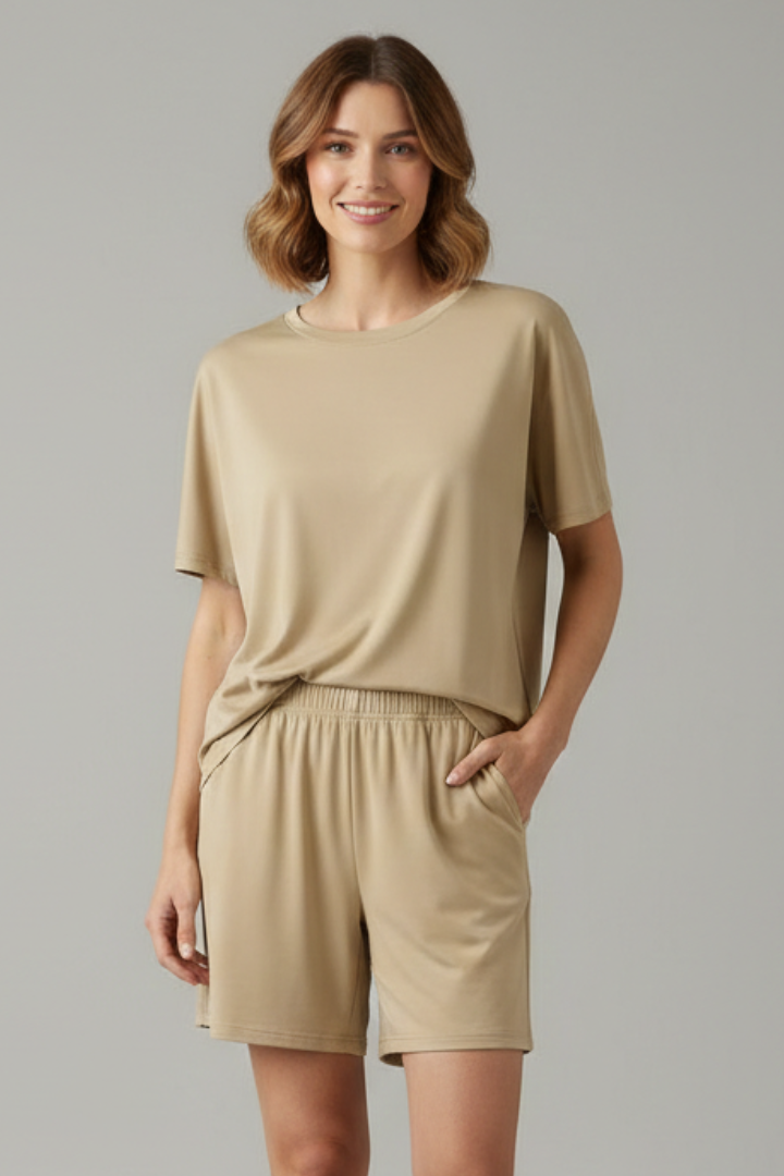 Thomasin — Round-Neck Tee &amp; Shorts Set