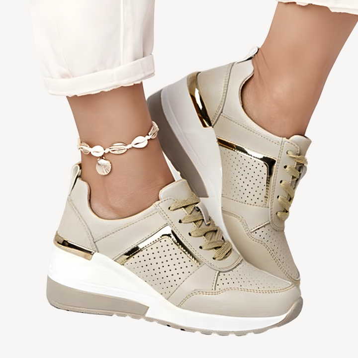 Maple — Cushioned Wedge-Sole Trainers