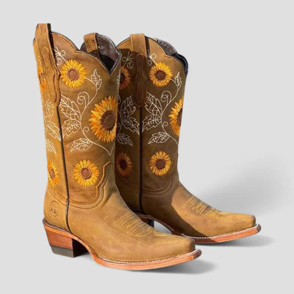 Dixie — Floral Embroidered Western Boots