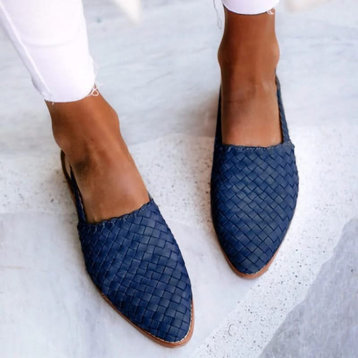 Nora Shoe — Classic Cushioned Comfort Shoes
