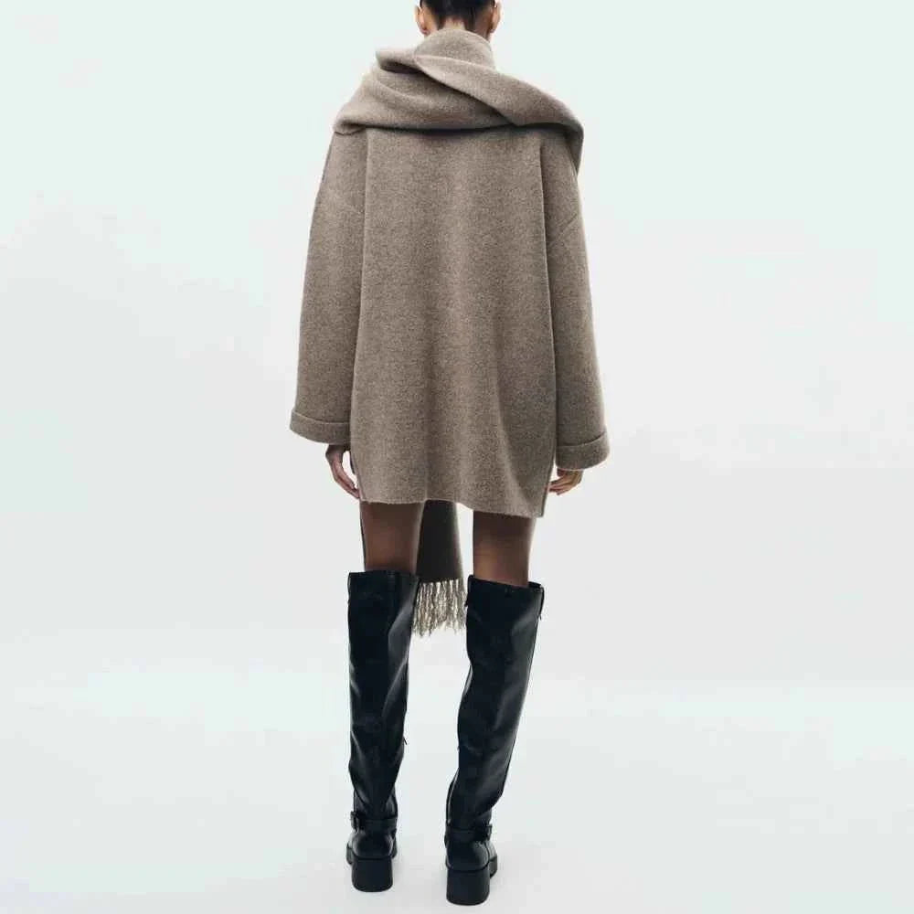 Antonia — Women&