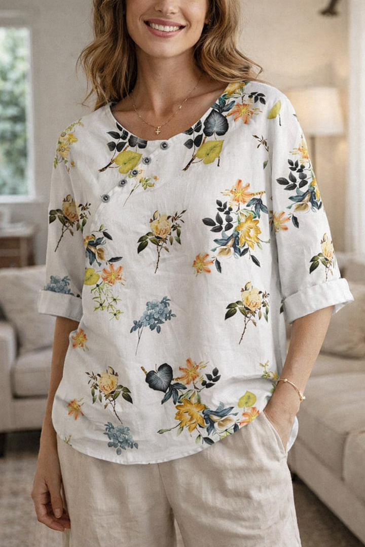 Elodie — 3/4-Sleeve Floral Button Blouse