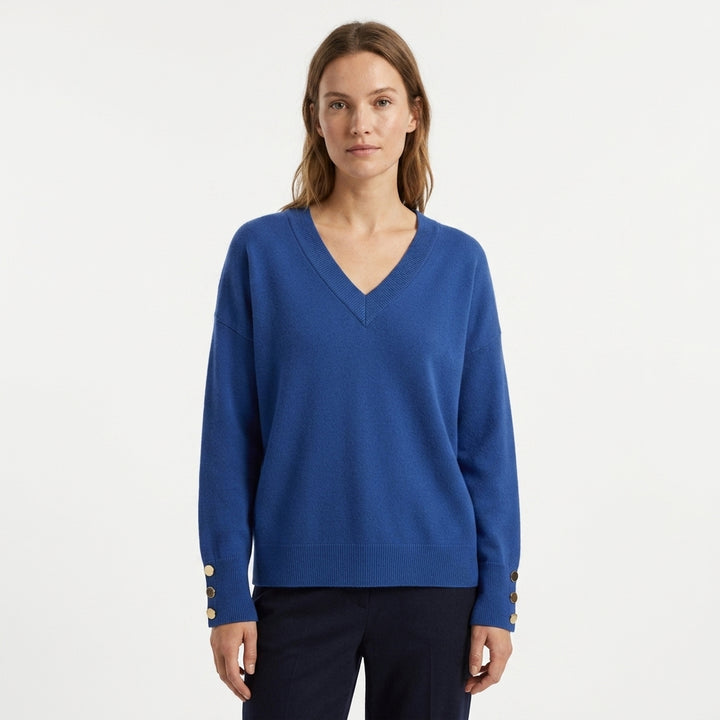 V-neck sweater — Studio - Clean | Generated by Modelize