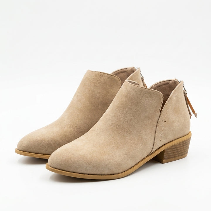 Ankle boots — Studio - Clean | Generated by Modelize