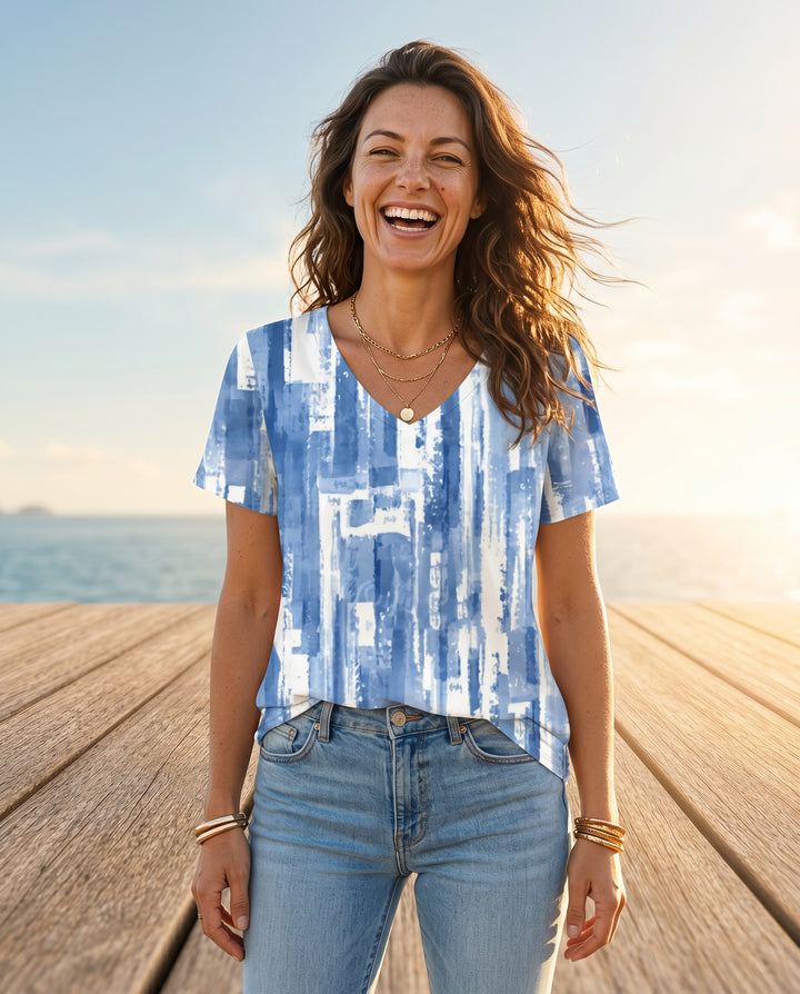 Della Rose — V-Neck Printed Tee