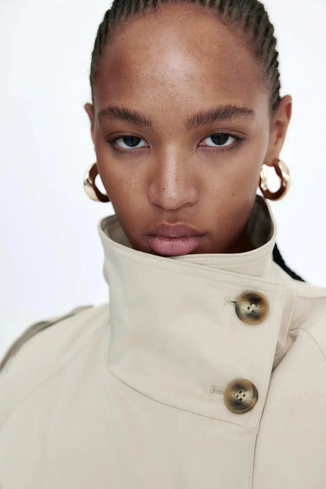 Isabeau — Women&