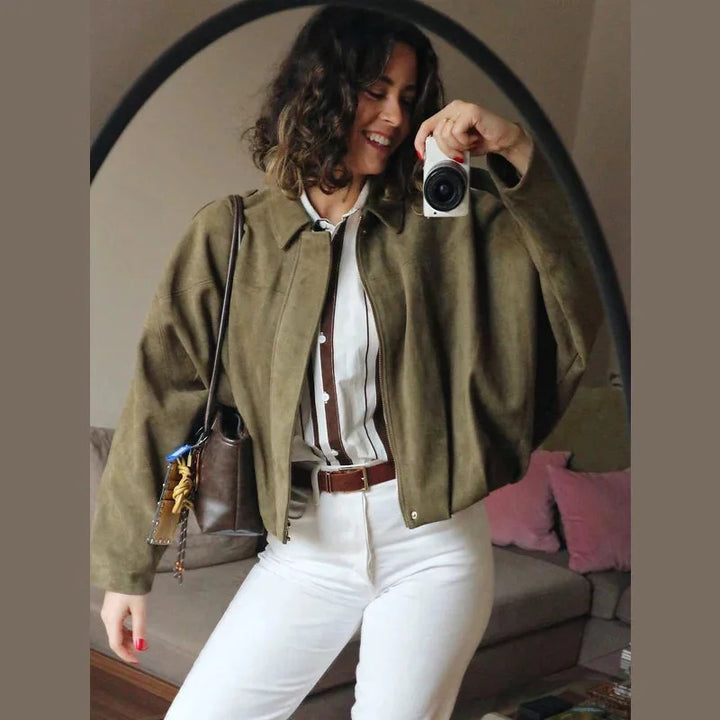 Beatriz — Women&