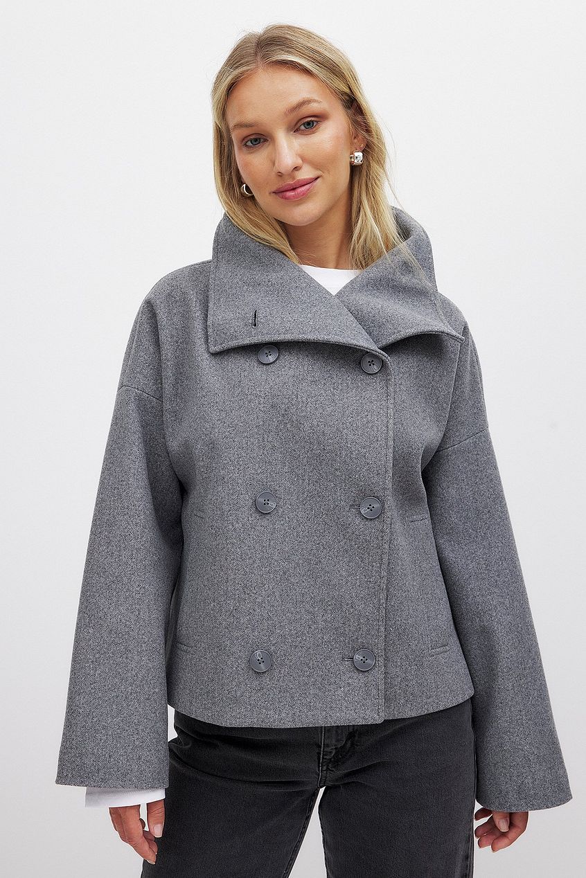 Edwina — Women’s Cropped Shawl-Lapel Coat