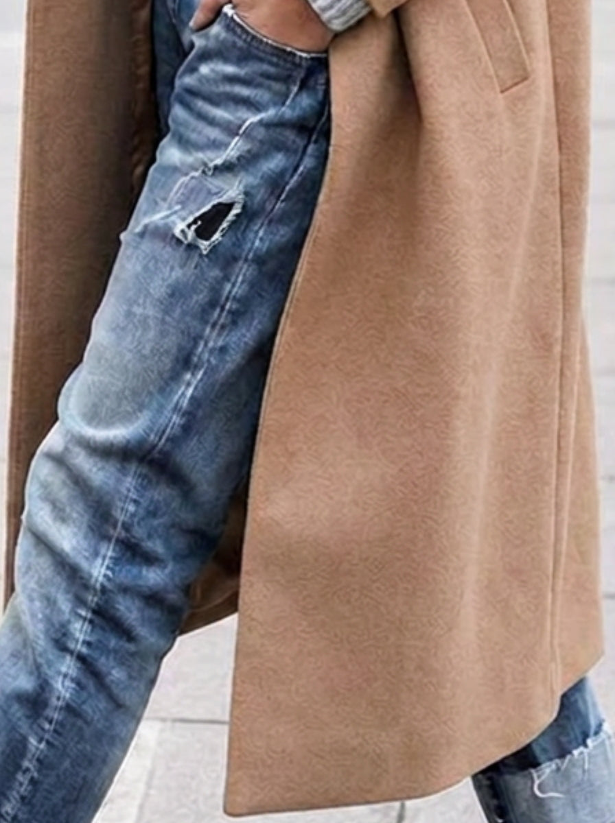 Kirsa — Women’s Oversized Wide-Lapel Long Coat
