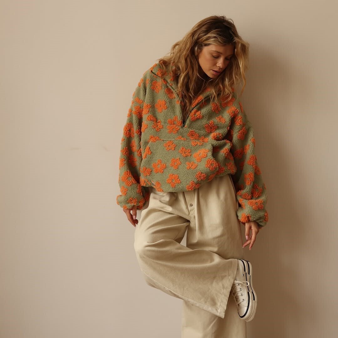 Esme — Women’s Oversized Floral Teddy Half-Zip