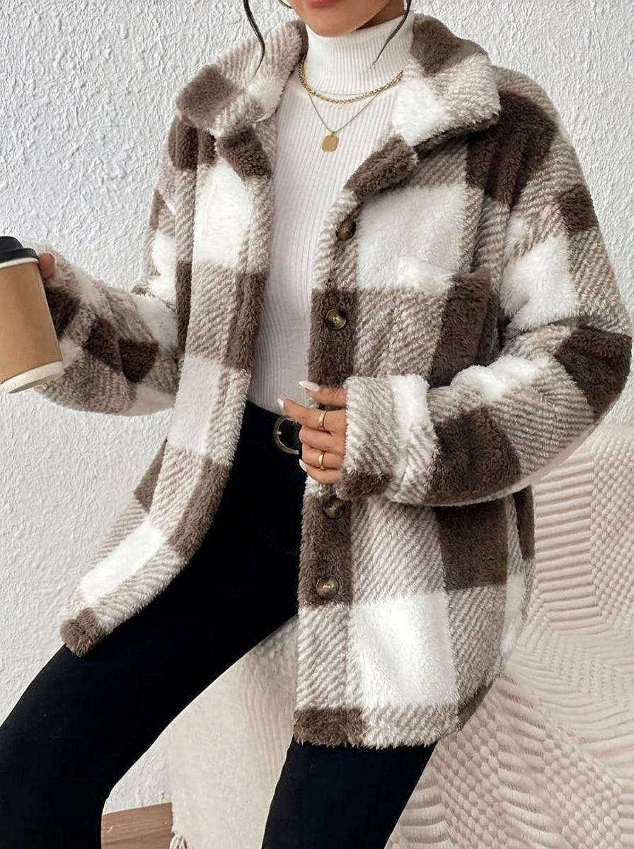 Viveka — Women’s Plush Plaid Button-Up Jacket