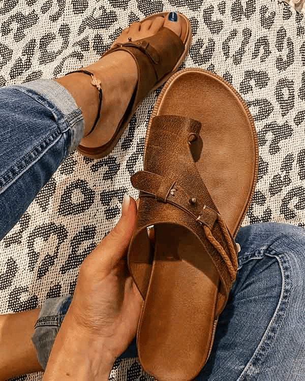 Poppy Sandal — Flat Barefoot-Style Sandals